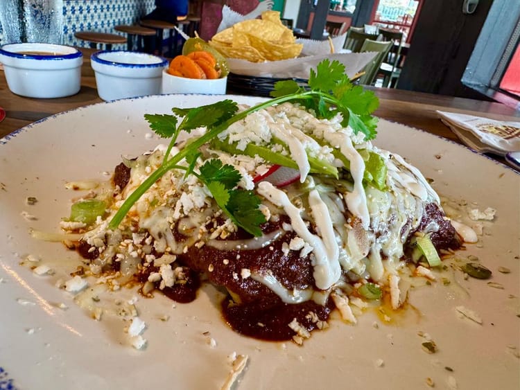 The Enchilada Chronicles: mole triumphant at Ninfa's